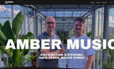 Schermafbeelding van ambermusic.nl