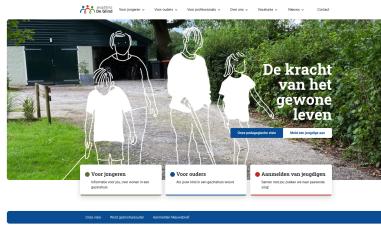 Schermafbeelding van jeugddorpdeglind.nl