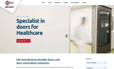 Schermafbeelding van metaflexdoors.com